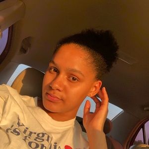 Meet your Posher, Bethany